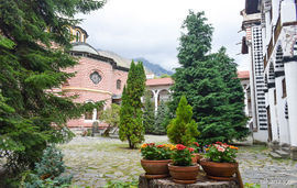 rila monastery bulgaria 3