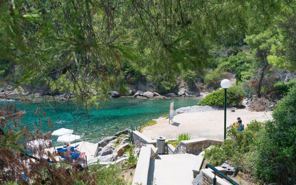 Porto Valitsa   sakrivena uvala na Kasandri, Paliouri, Kassandra