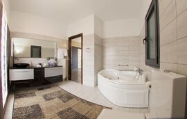 Katia Villa, Argostoli, Kefalonia