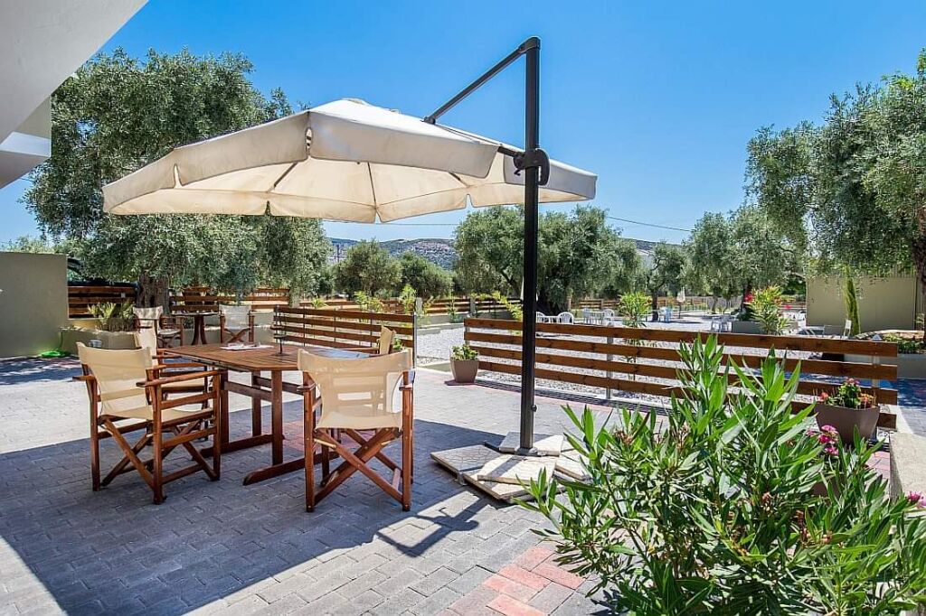 Evi's Studios, Potos, Thassos
