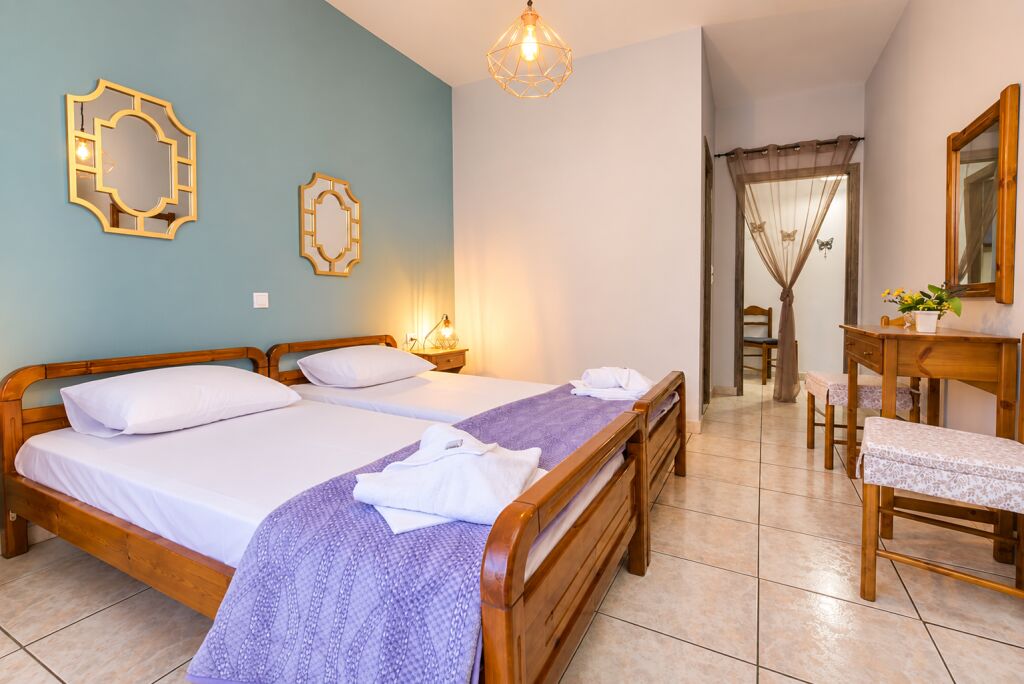 Evi's Studios, Potos, Thassos