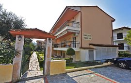 thelxi apartment siviri kassandra 1