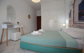 Il Centro Studios, Potos, Thassos