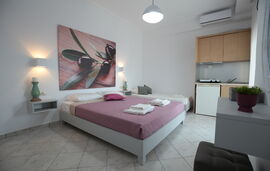 Il Centro Studios, Potos, Thassos