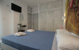 Il Centro Studios, Potos, Thassos