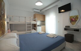 Il Centro Studios, Potos, Thassos