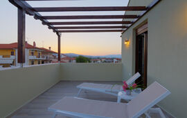 Aeri Villa, Ierissos, Athos, 4 Bed Studio, Ostria