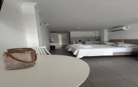 Andromeda Seaside Apartments, Nidri, Lefkada