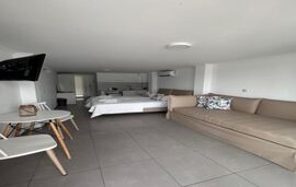 Andromeda Seaside Apartments, Nidri, Lefkada