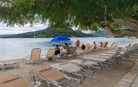 Andromeda Seaside Apartments, Nidri, Lefkada