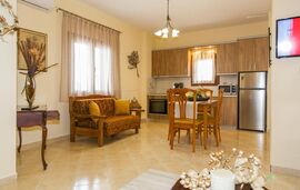 House Maria, Agios Nikolaos, Sithonia - 6 Bed Apartment