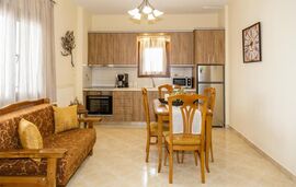 House Maria, Agios Nikolaos, Sithonia - 6 Bed Apartment