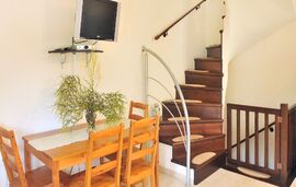 Milonas Villa, Skala Rachoni, Thassos, 6 Bed Apartment, Two-level, Vicky