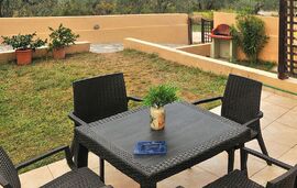 Milonas Villa, Skala Rachoni, Thassos, 4 Bed Apartment, Aelia