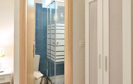 Milonas Villa, Skala Rachoni, Thassos, 6 Bed Apartment, Two-level, Debbie