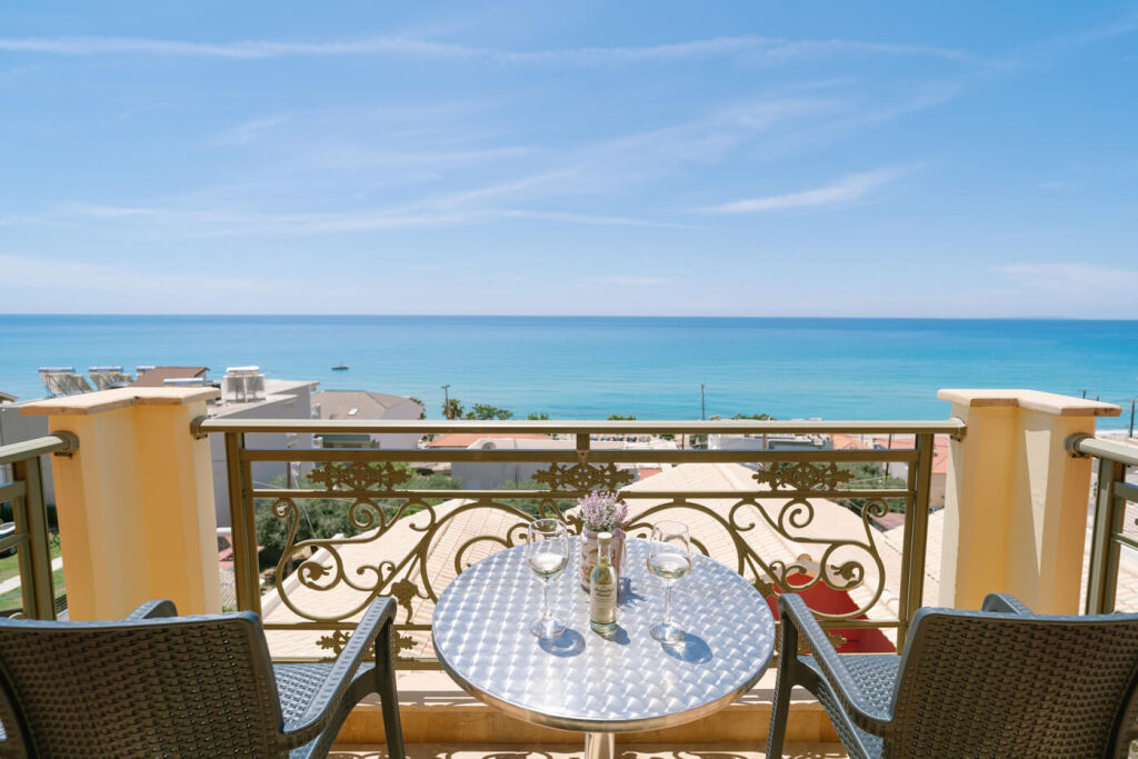 Siarbas Hotel, Vrahos, Epirus, 6 Bed Apartment, No. 2