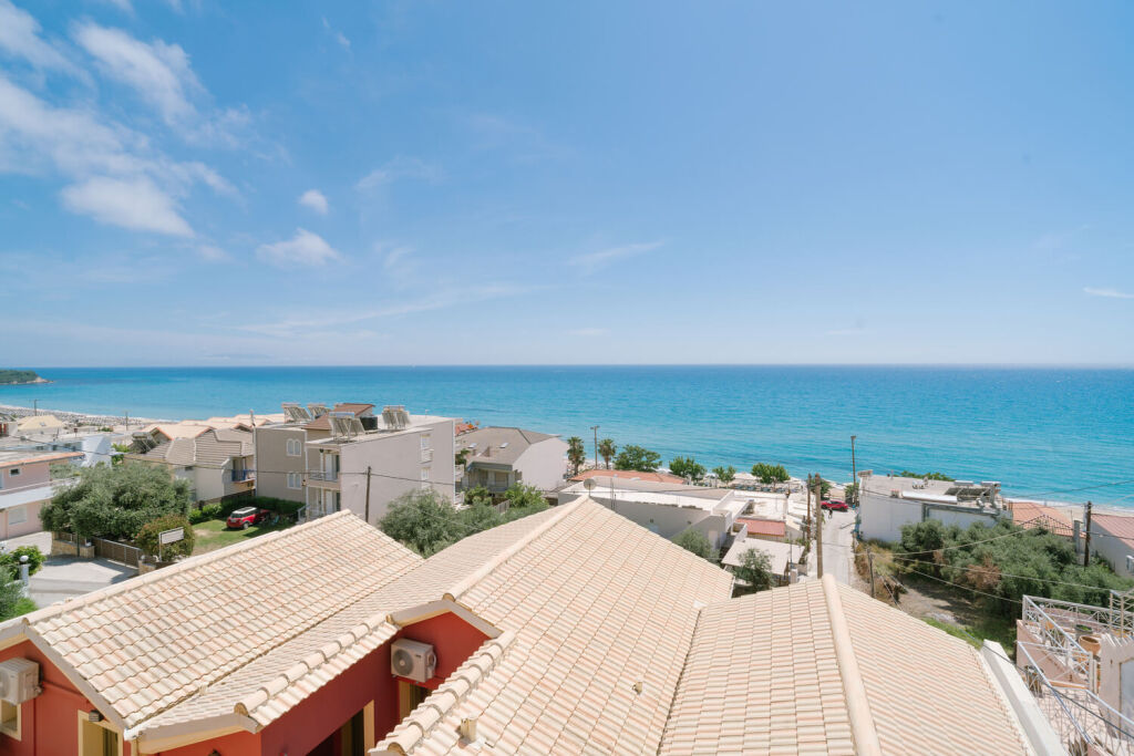 Siarbas Hotel, Vrahos, Epirus, 6 Bed Apartment, No. 4