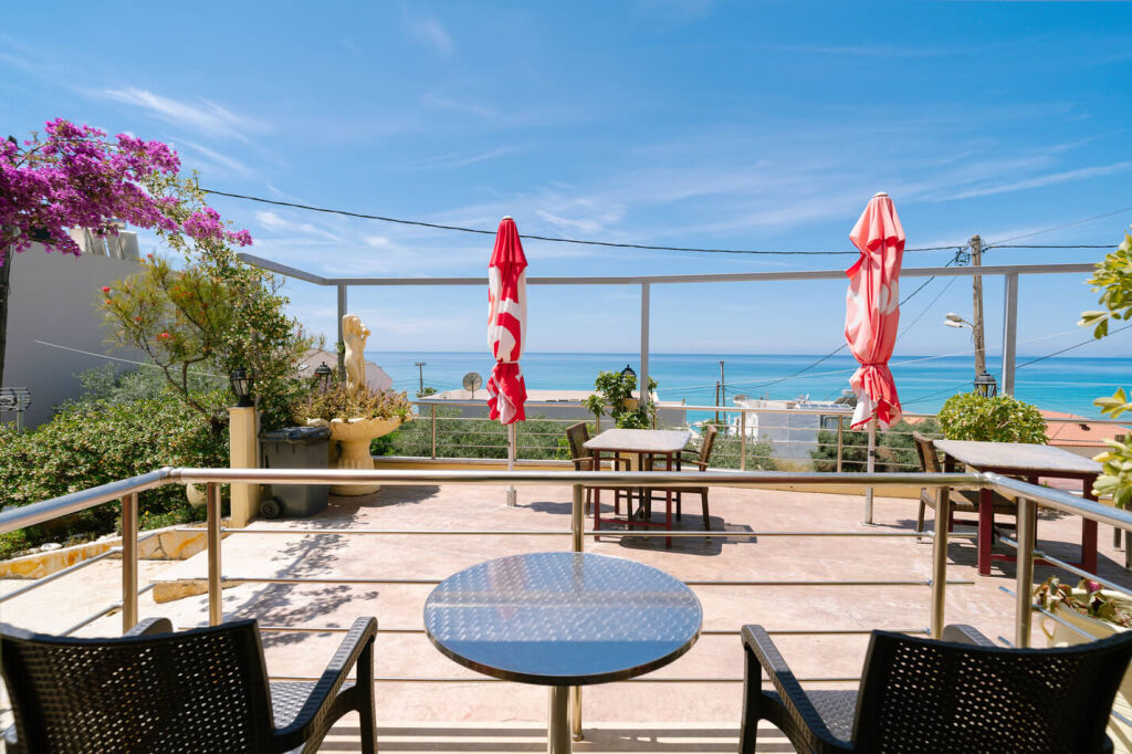 Siarbas Hotel, Vrahos, Epirus, 4 Bed Studio, No. 8