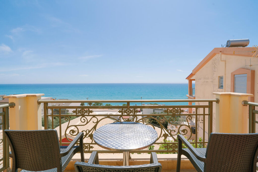 Siarbas Hotel, Vrahos, Epirus, 5 Bed Studio, No. 3