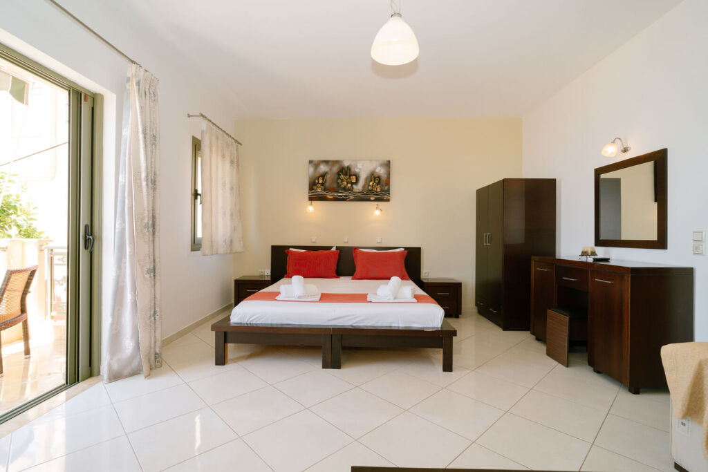 Siarbas Hotel, Vrahos, Epirus, 5 Bed Studio, No. 1