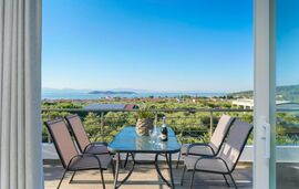 Eleonas Apartment, Limenas, Thassos, 5 Bed Apartment