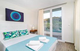 Eleonas Apartment, Limenas, Thassos, 5 Bed Apartment