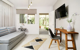 Eleonas Apartment, Limenas, Thassos, 4 Bed Apartment, Ground Floor