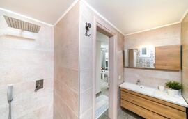 Eleonas Apartment, Limenas, Thassos, 5 Bed Apartment