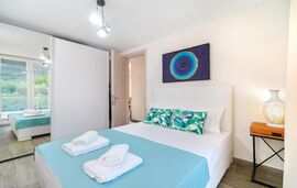 Eleonas Apartment, Limenas, Thassos, 5 Bed Apartment