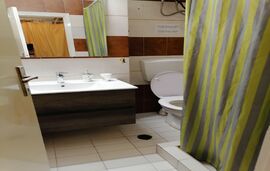 Jenny's Garden House, Vourvourou, Sithonia - 5 Bed Apartment, Ground Floor