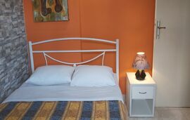 Jenny's Garden House, Vourvourou, Sithonia - 5 Bed Apartment, Ground Floor