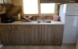 Jenny's Garden House, Vourvourou, Sithonia - 5 Bed Apartment, Ground Floor