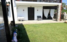 Jenny's Garden House, Vourvourou, Sithonia - 5 Bed Apartment, Ground Floor