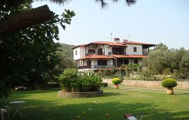 Jenny's Garden House, Vourvourou, Sithonia - 2 Bedroom Apartment