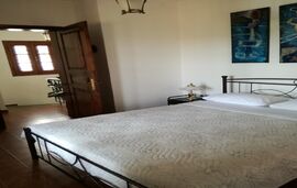 Jenny's Garden House, Vourvourou, Sithonia - 2 Bedroom Apartment