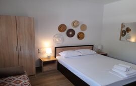 Mad's Villas, Nea Peramos, Kavala, 4 Bed Studio, No.7