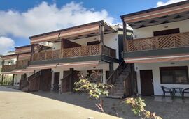 Mad's Villas, Nea Peramos, Kavala