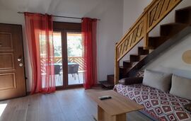 Mad's Villas, Nea Peramos, Kavala, 4 Bed Studio, Two-level, No.9