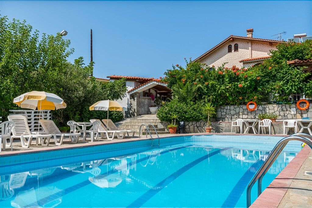 Sarikas Hotel, Polichrono, Kassandra