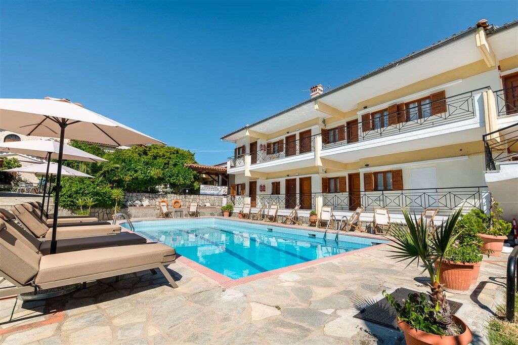 Sarikas Hotel, Polichrono, Kassandra