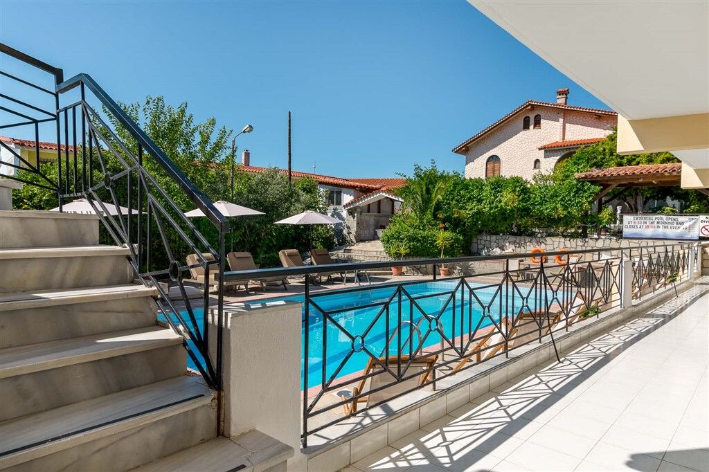 Sarikas Hotel, Polichrono, Kassandra