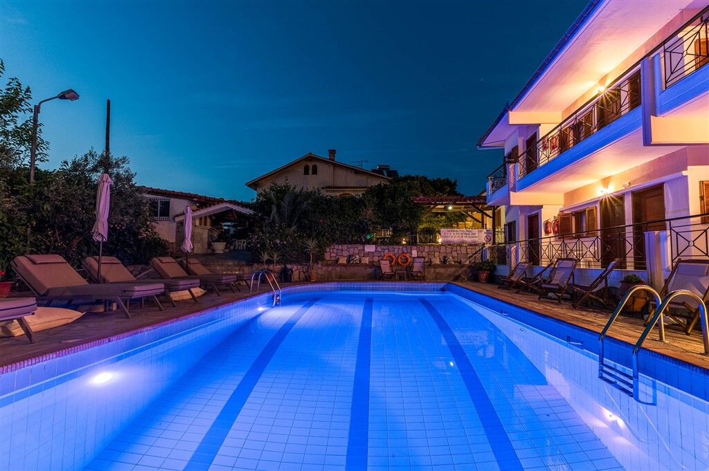 Sarikas Hotel, Polichrono, Kassandra