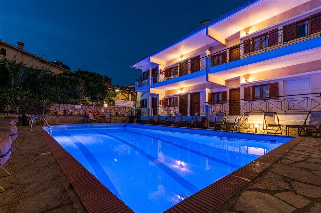Sarikas Hotel, Polichrono, Kassandra