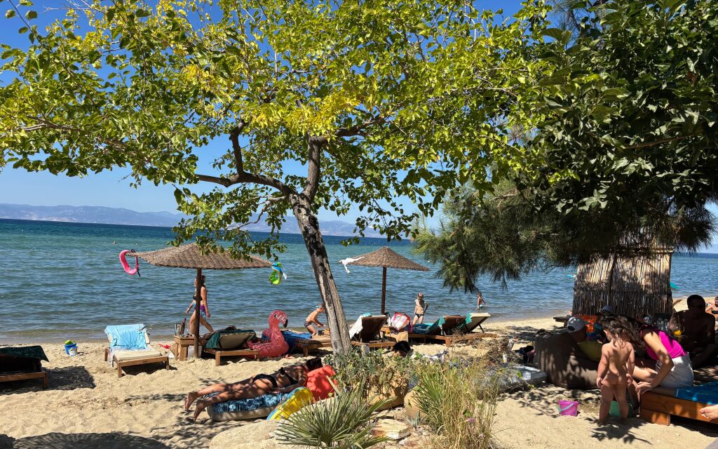 Papu plaža, Skala Rachoni, Thassos pogodna za mališane