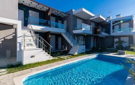 Emerald Luxury Suites & Pool II, Ofrynio, Kavala