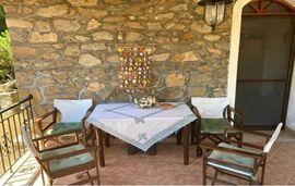 Petrino In Tristinika Studio, Tristinika