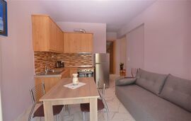 Amalia's House, Limenas, Thassos, 4 Bed Apartment, No.1