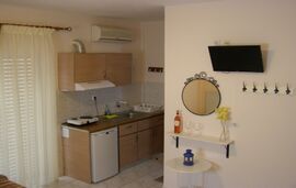 Meltemi House, Sarti, Sithonia