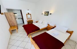 Elena Studios, Skala Rachoni, Thassos, 3 Bed Studio, High Ground Floor