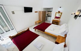 Elena Studios, Skala Rachoni, Thassos, 3 Bed Studio, High Ground Floor